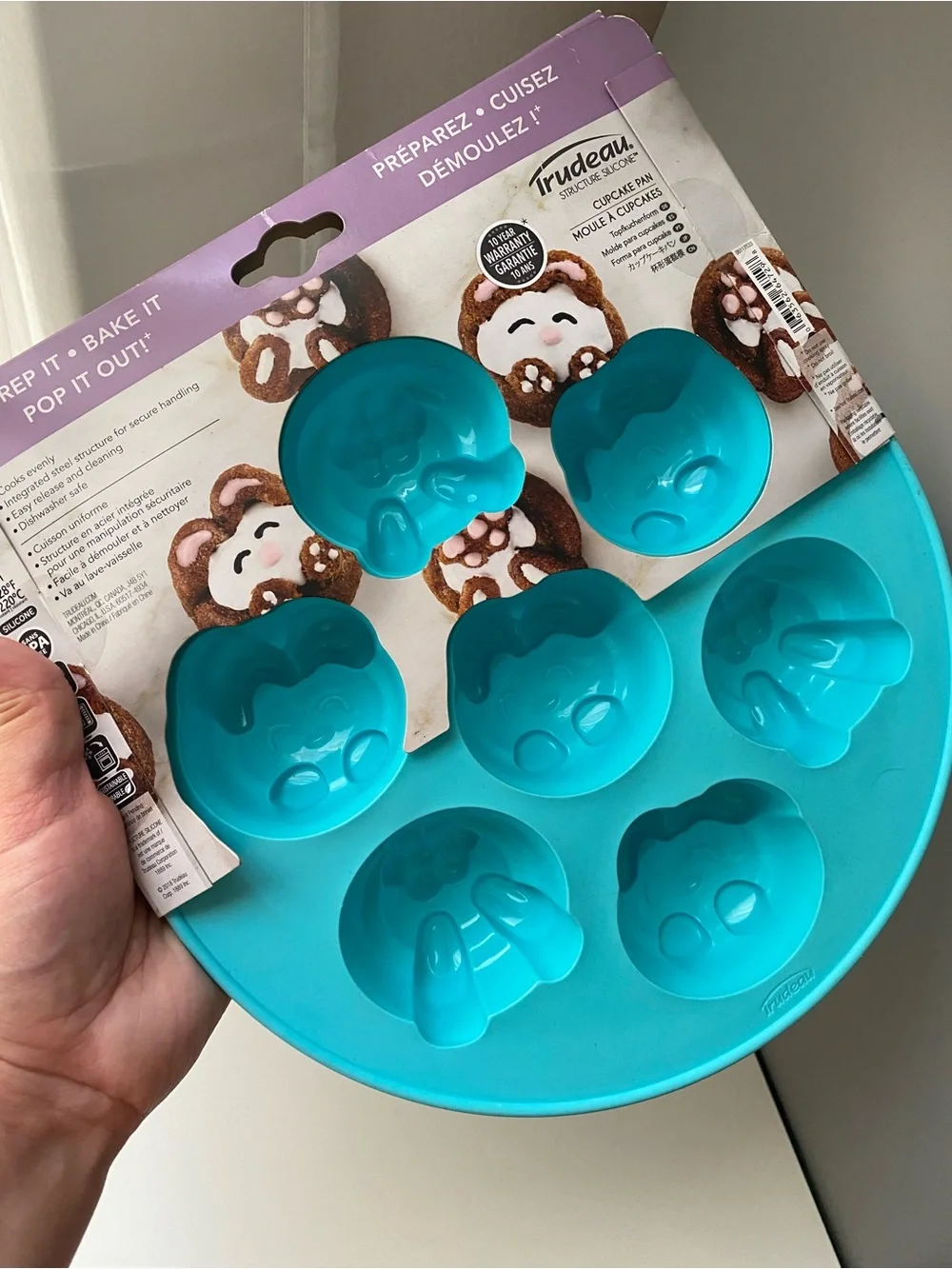 TRUDEAU bunnies mould cupcake pan silicone mould New